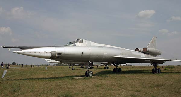 Бомбардировщик Ту-22