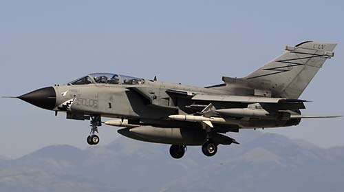 Истребитель-штурмовик Tornado)